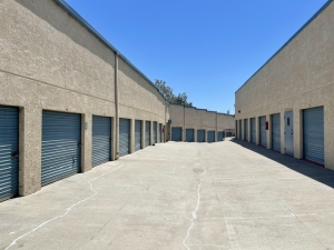 Best Self Storage - Photo 5
