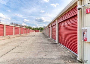 CubeSmart Self Storage - New Braunfels - Photo 2