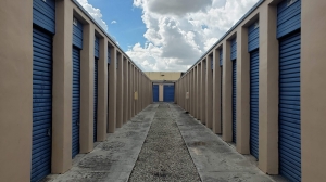 Top Self Storage Miami Gardens - Photo 10