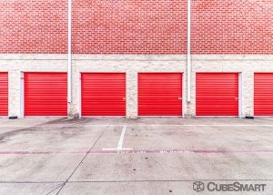 CubeSmart Self Storage - Dallas - 5818 Lyndon B Johnson Fwy - Photo 2
