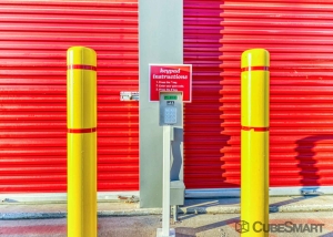 CubeSmart Self Storage - Fort Worth - 7201 North Fwy - Photo 3
