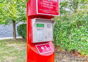CubeSmart Self Storage - Chicago - 8312 S South Chicago Ave - Photo 3