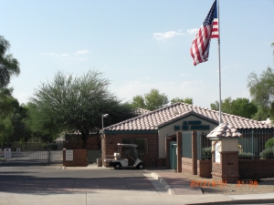 Storage Units at StorQuest - Tempe/Warner - 1835 E Warner Rd