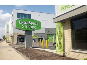 Extra Space Storage - 1598 - Berwyn - South Harlem Ave