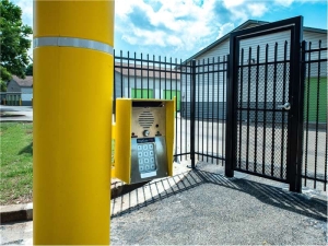 Extra Space Storage - 1691 - Peachtree City - Fulton Ct - Photo 2