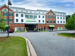 Extra Space Storage - 1703 - Sandy Springs - Roswell Rd