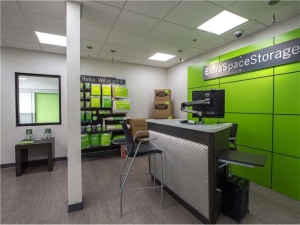 Extra Space Storage - 1703 - Sandy Springs - Roswell Rd - Photo 3