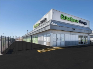Extra Space Storage - 1768 - El Paso - Dyer St