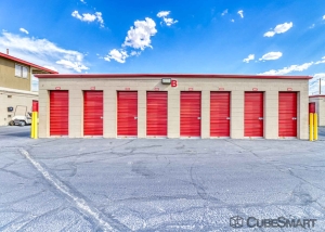 CubeSmart Self Storage - Las Vegas - 3360 N Las Vegas Blvd - Photo 2