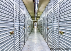 CubeSmart Self Storage - Las Vegas - 3360 N Las Vegas Blvd - Photo 4