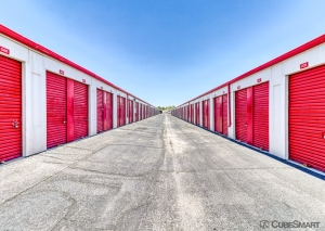 CubeSmart Self Storage - El Paso - 1500 Lomaland Dr - Photo 2