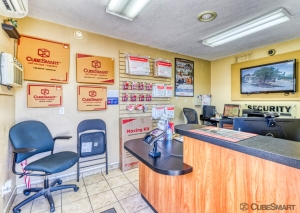 CubeSmart Self Storage - El Paso - 1500 Lomaland Dr - Photo 2