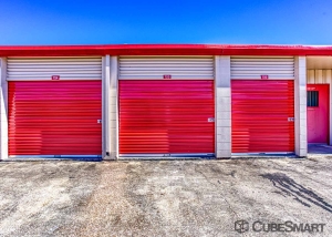 CubeSmart Self Storage - Houston - 350 West Rankin Road - Photo 10