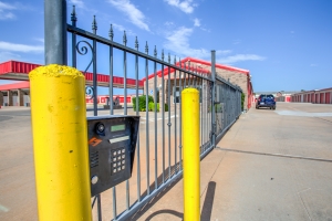 Simply Self Storage - 275 12th Avenue SE - Norman Picture of Simply Self Storage - 275 12th Avenue SE - Norman