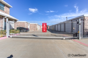 CubeSmart Self Storage - Little Elm - 2421 Farm To Market Road 423 Picture of CubeSmart Self Storage - Little Elm - 2421 Farm To Market Road 423