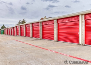 CubeSmart Self Storage - Lewisville - 900 West Round Grove Road - Photo 2
