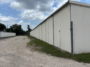 Huffmeister RV/Boat Storage - Photo 12