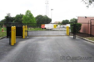CubeSmart Self Storage - Palm Harbor Picture of CubeSmart Self Storage - Palm Harbor