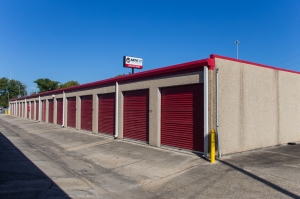 Move It Self Storage - Harrells Ferry Picture of Move It Self Storage - Harrells Ferry
