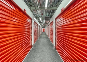 CubeSmart Self Storage - Warrenton - 411 Holiday Court - Photo 4