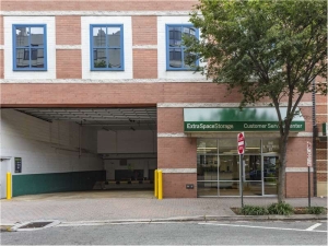 Extra Space Storage - 0706 - Arlington - North Fillmore St - Photo 6