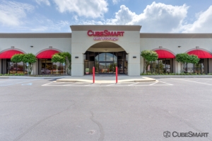 CubeSmart Self Storage - Greenville - 2422 Laurens Rd Picture of CubeSmart Self Storage - Greenville - 2422 Laurens Rd