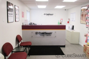 CubeSmart Self Storage - Philadelphia - 456 North Christopher Columbus Boulevard Picture of CubeSmart Self Storage - Philadelphia - 456 North Christopher Columbus Boulevard