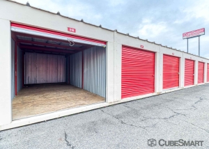 CubeSmart Self Storage - Philadelphia - 456 North Christopher Columbus Boulevard - Photo 4