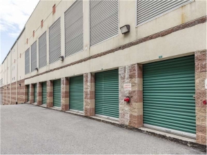 Extra Space Storage - 1087 - Mt Vernon - N Mac Questen Pkwy - Photo 4