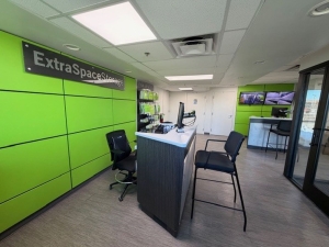 Extra Space Storage - 1171 - Gurnee - Skokie Highway - Photo 3