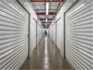 Extra Space Storage - 1171 - Gurnee - Skokie Highway - Photo 5