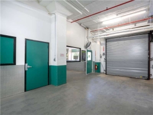 Extra Space Storage - 8382 - Chicago - W Adams St - Photo 4