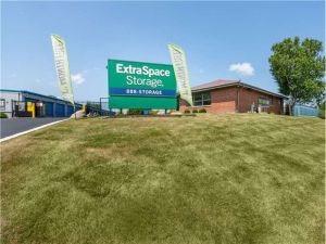 Extra Space Storage - 8384 - Mundelein - S Lake St