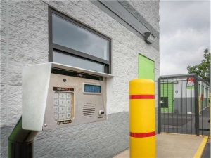 Extra Space Storage - 1709 - Chicago - 95th St - Photo 2