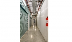 Advantage Storage - Weslayan Picture of Advantage Storage - Weslayan