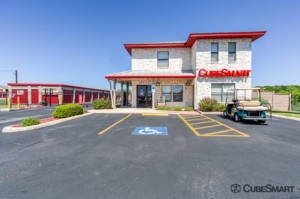 CubeSmart Self Storage - San Antonio - 7950 Bandera Rd