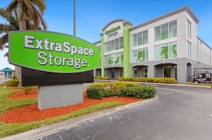 Extra Space Storage - 1560 - Palm Springs - Congress Ave