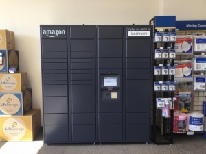 Storage Units at Life Storage - Milwaukee - West Saint Paul Avenue - 420 West Saint Paul Avenue