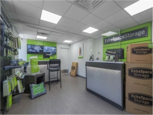 Extra Space Storage - 0734 - Framingham - Concord St - Photo 3