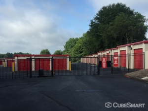 CubeSmart Self Storage - Spartanburg - 2301 Reidville Rd Picture of CubeSmart Self Storage - Spartanburg - 2301 Reidville Rd