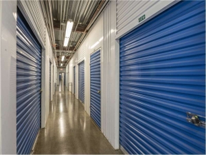 Extra Space Storage - 0725 - San Jose - Oakland Rd - Photo 5