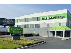 Extra Space Storage - 0725 - San Jose - Oakland Rd - Photo 6