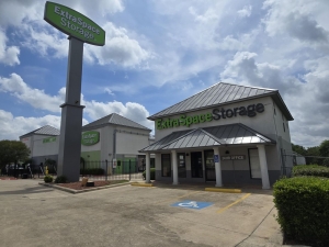 Extra Space Storage - 1839 - San Antonio - Loop 1604 W - Photo 4
