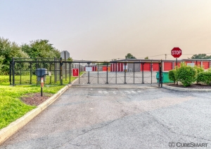 CubeSmart Self Storage - Hamden - 450 Putnam Avenue - Photo 7