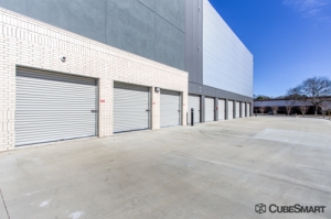 CubeSmart Self Storage - Lafayette - 2036 Northeast Evangeline Thruway Picture of CubeSmart Self Storage - Lafayette - 2036 Northeast Evangeline Thruway