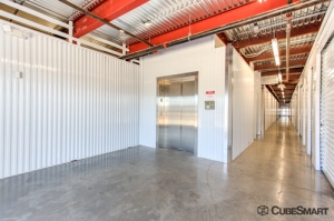 CubeSmart Self Storage - Lafayette - 2036 Northeast Evangeline Thruway Picture of CubeSmart Self Storage - Lafayette - 2036 Northeast Evangeline Thruway