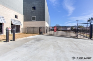 CubeSmart Self Storage - Lafayette - 2036 Northeast Evangeline Thruway Picture of CubeSmart Self Storage - Lafayette - 2036 Northeast Evangeline Thruway