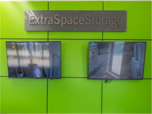 Extra Space Storage - 1604 - Plano - 14th Street - Photo 7