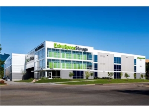 Extra Space Storage - 8687 - Dallas - Montfort Dr. - Photo 6