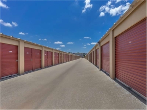 Extra Space Storage - 8716 - Oklahoma City - 62nd Street - Photo 4